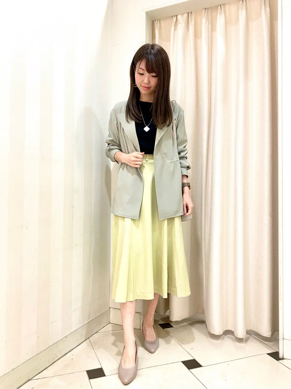 ANY SIS 金井 コーディネート画像