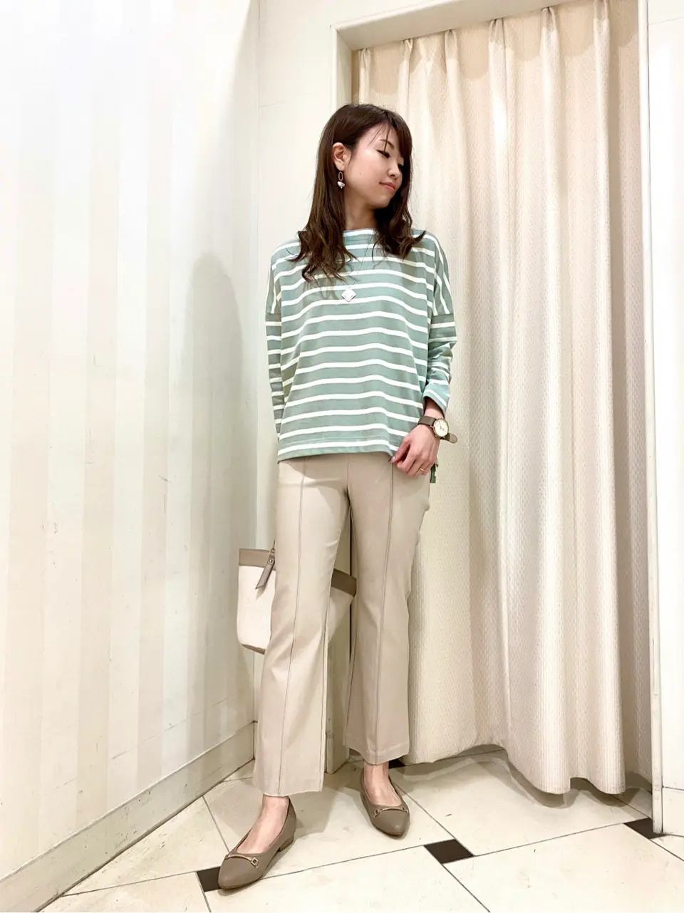 ANY SIS 金井 コーディネート画像