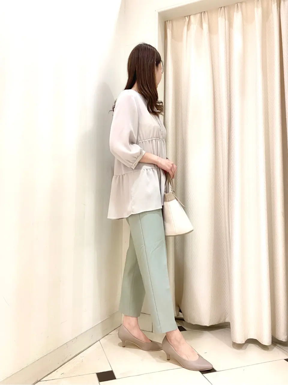 ANY SIS 金井 コーディネート画像