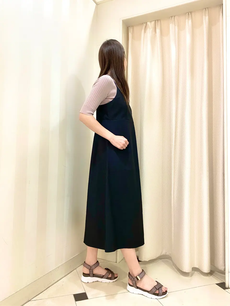 ANY SIS 金井 コーディネート画像