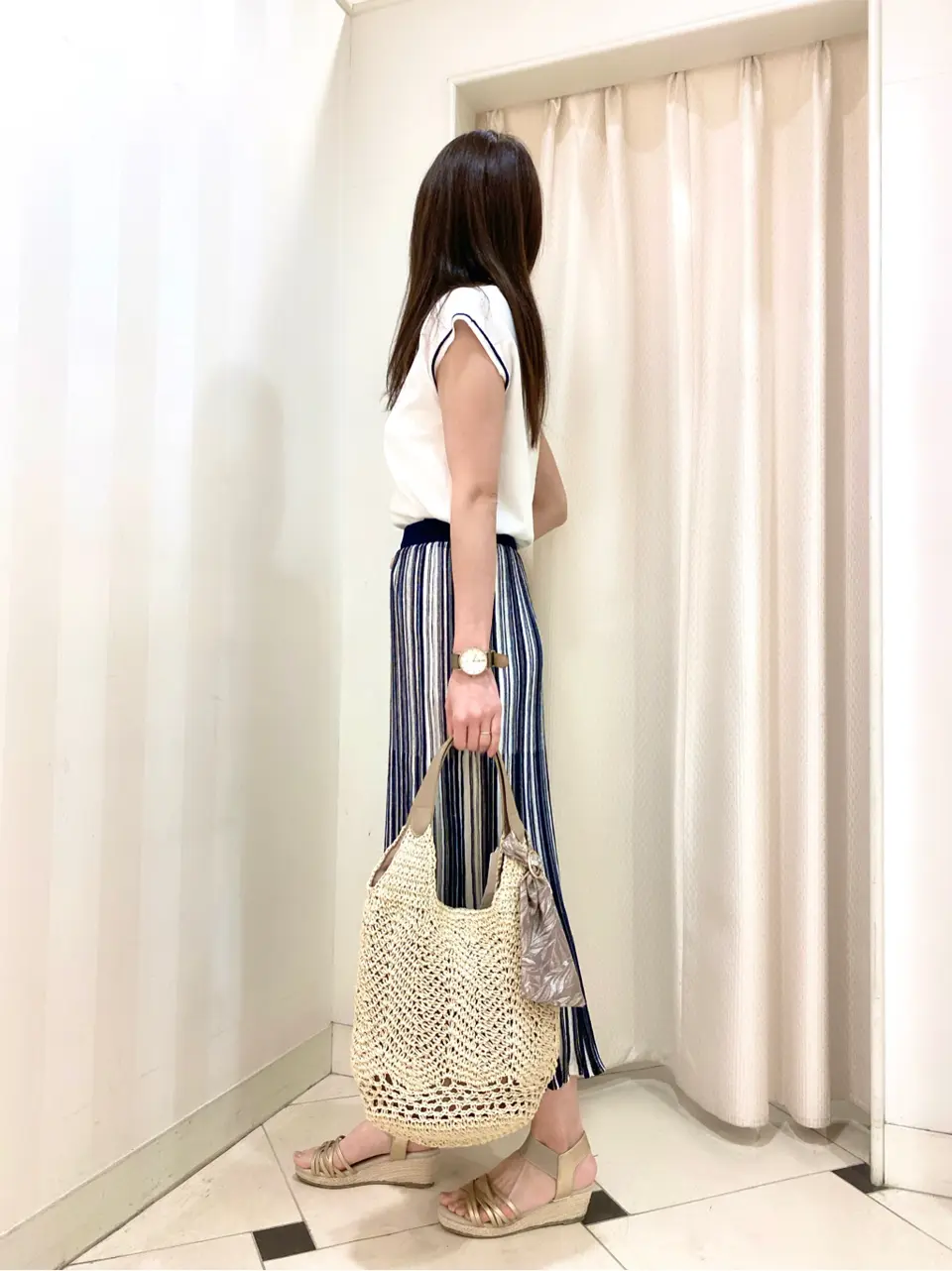 ANY SIS 金井 コーディネート画像