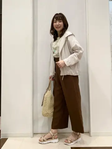 ANY SIS 横田 コーディネート画像