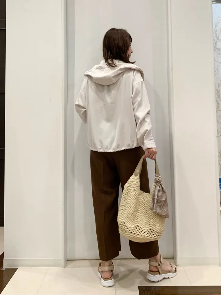 ANY SIS 横田 コーディネート画像