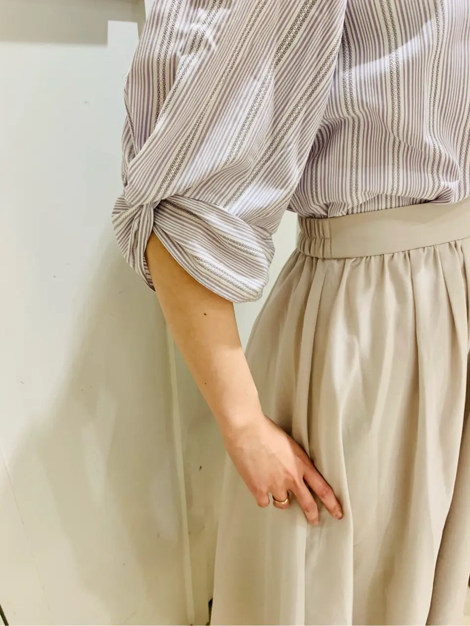 ANY SIS スタッフ コーディネート画像