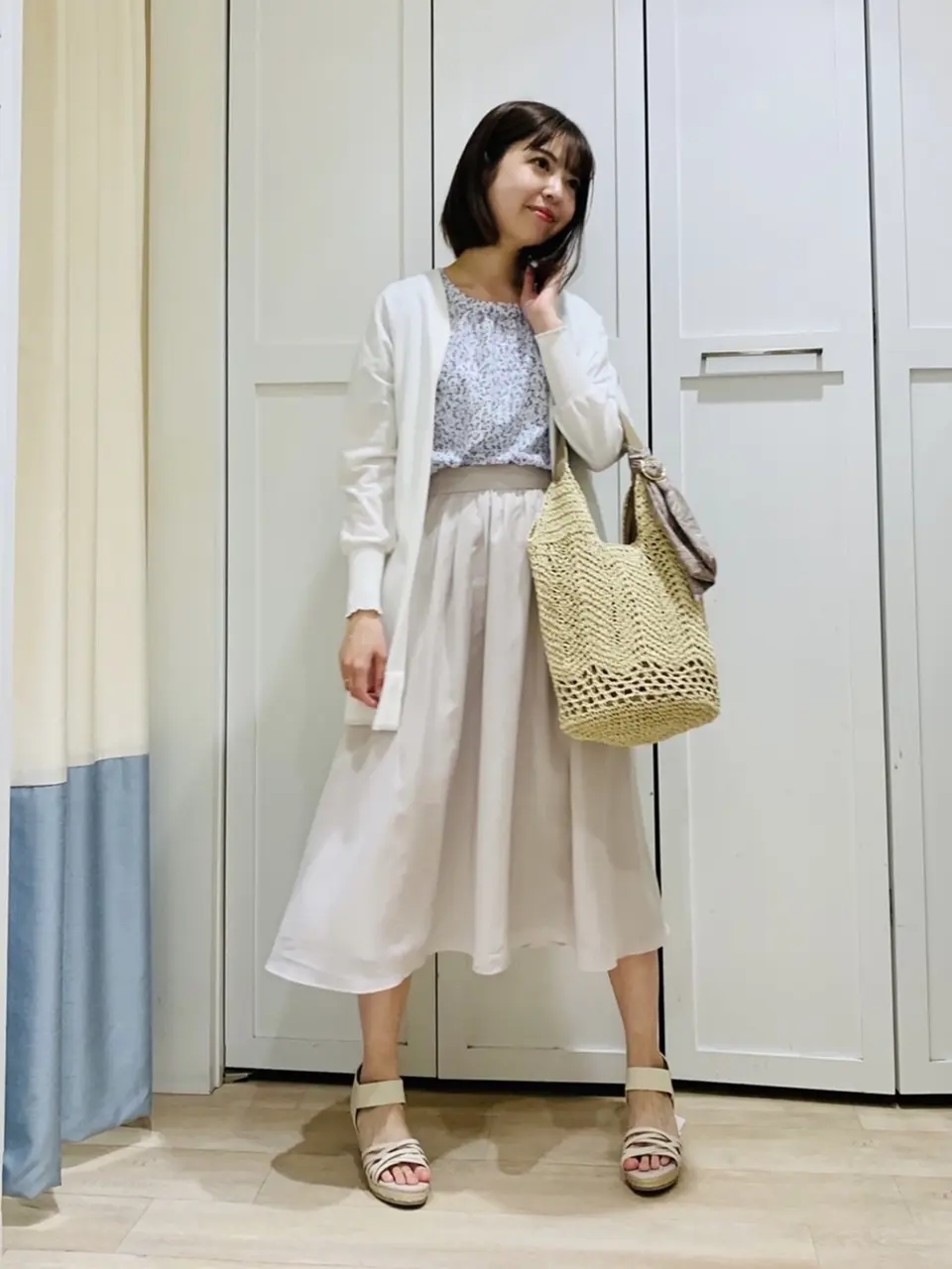 ANY SIS スタッフ コーディネート画像