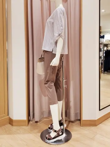 ANY SIS 岩田 コーディネート画像