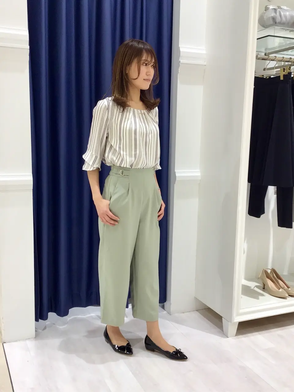 ANY SIS スタッフ コーディネート画像