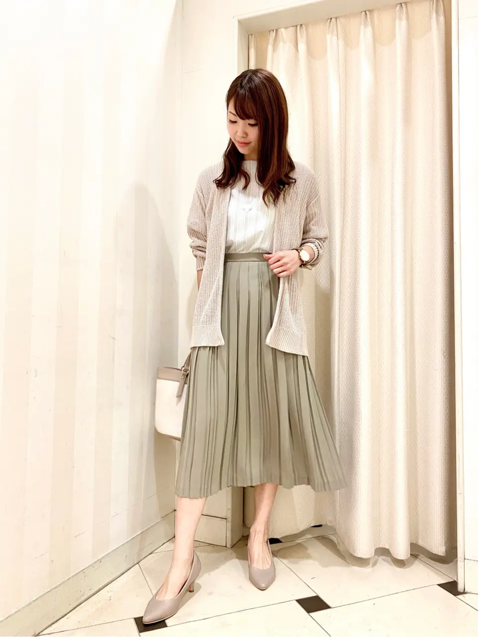 ANY SIS 金井 コーディネート画像