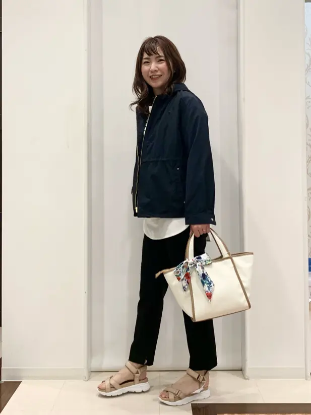 ANY SIS 横田 コーディネート画像