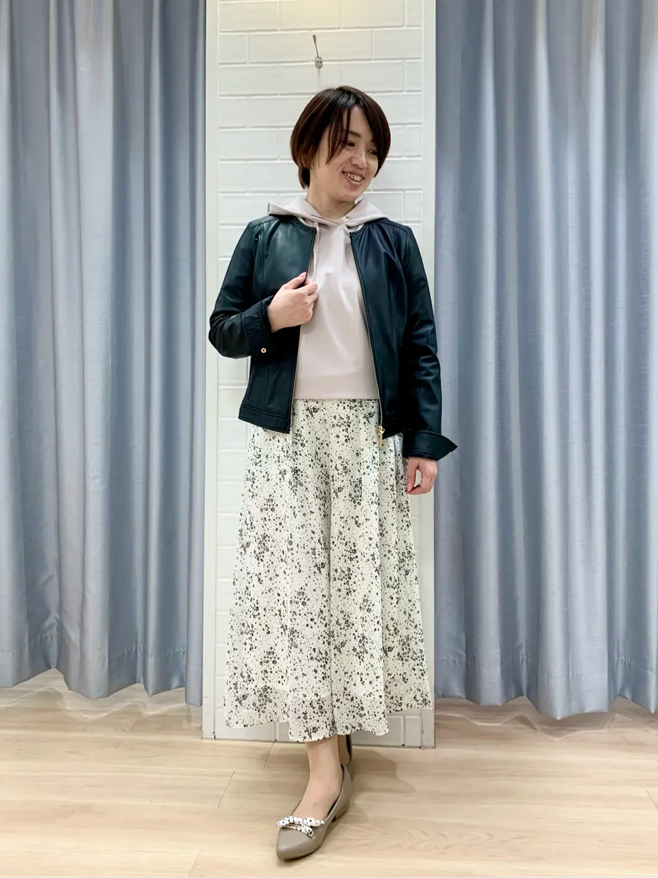 ANY SIS 丸岡 コーディネート画像