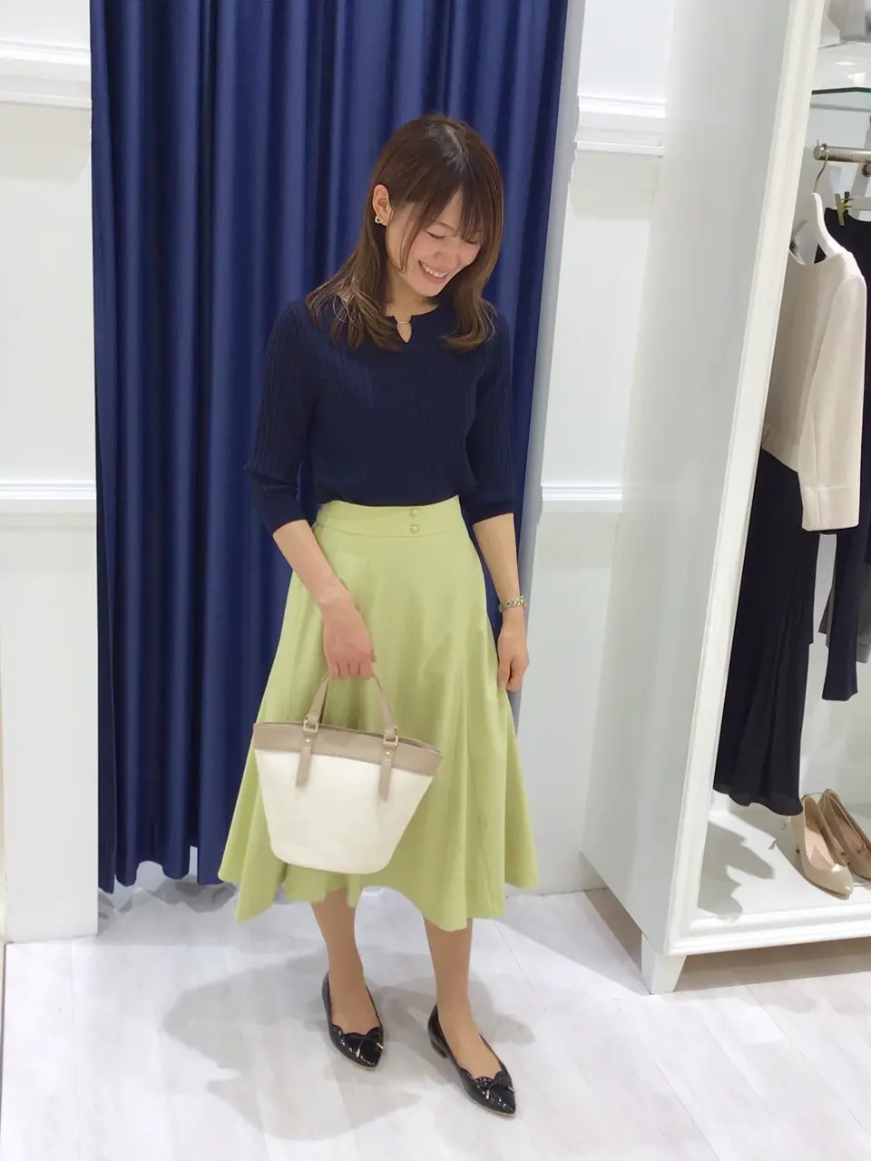 ANY SIS スタッフ コーディネート画像