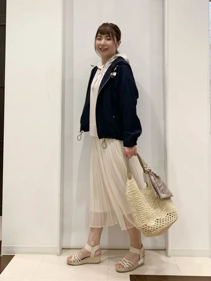 ANY SIS 横田 コーディネート画像