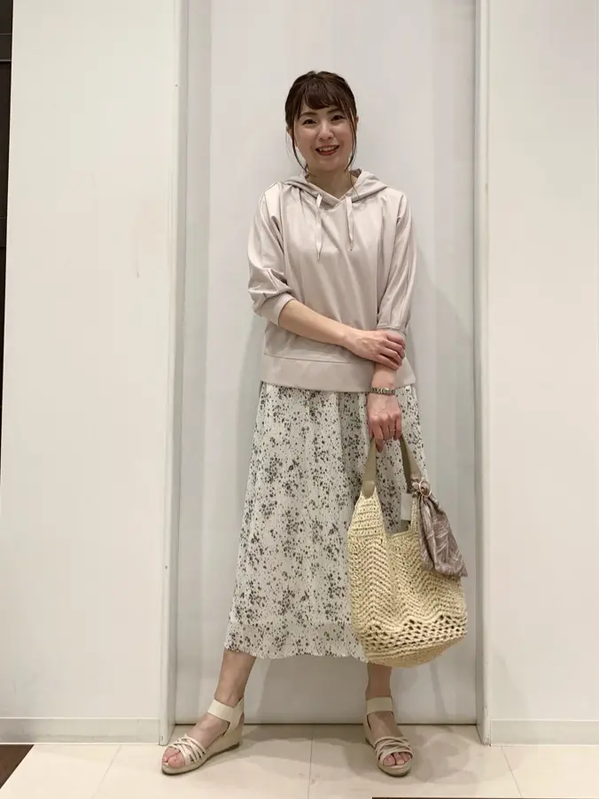 ANY SIS 横田 コーディネート画像