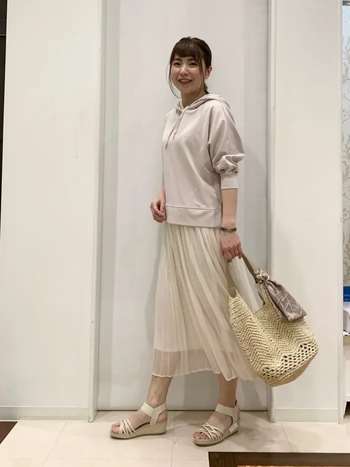 ANY SIS 横田 コーディネート画像