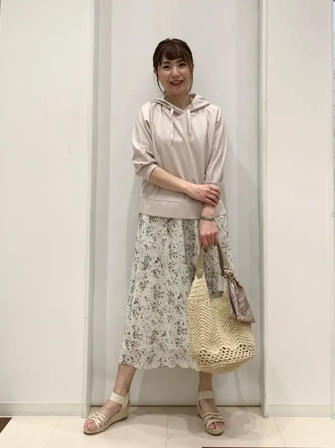 ANY SIS 横田 コーディネート画像