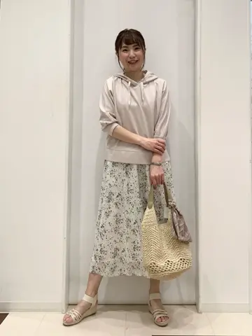 ANY SIS 横田 コーディネート画像