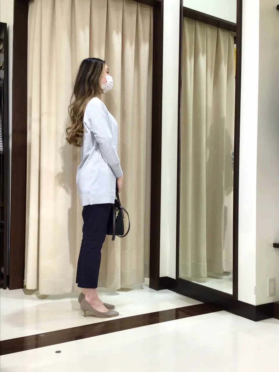 ANY SIS STAFF コーディネート画像