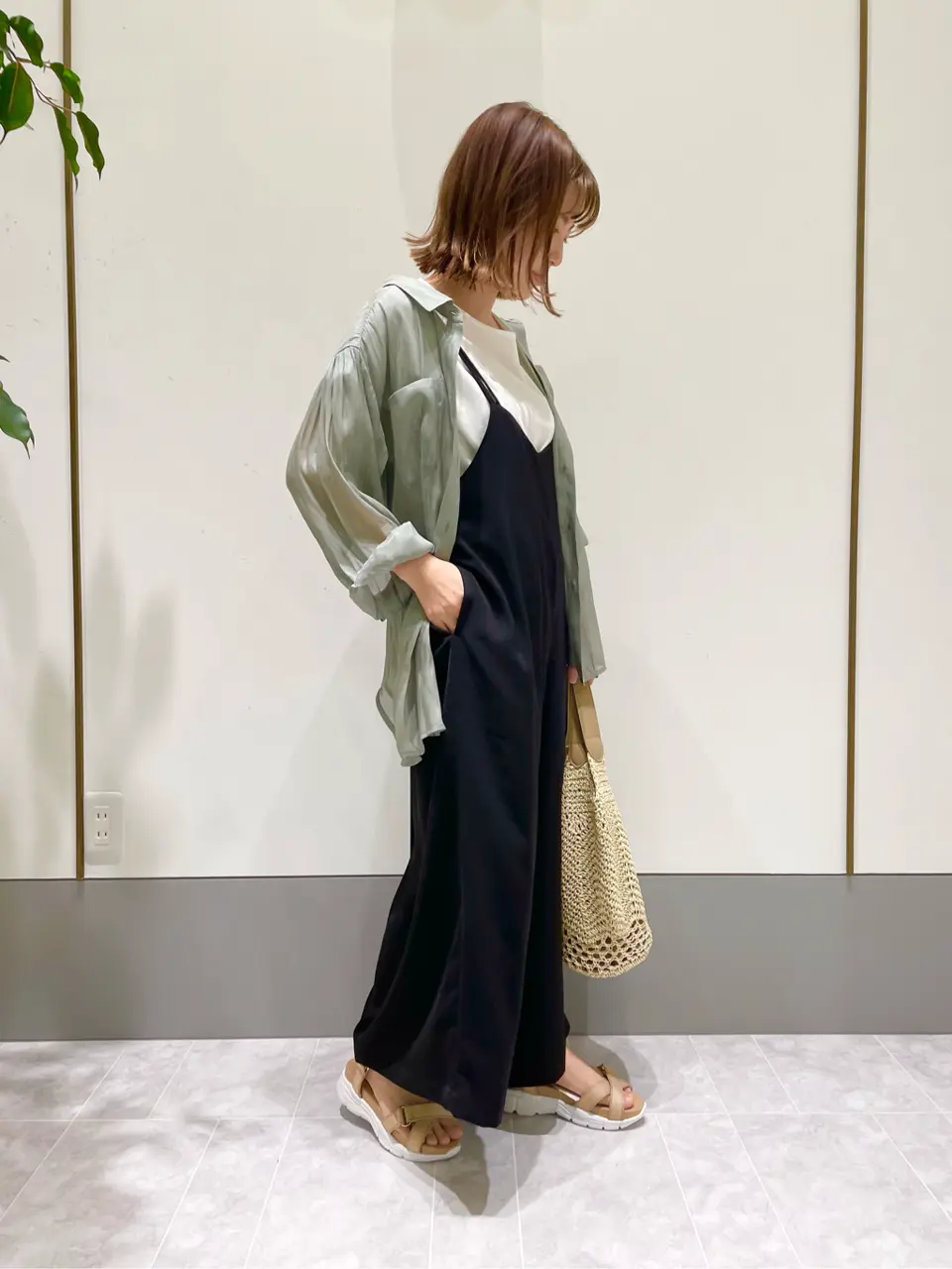 ANY SIS スタッフ コーディネート画像