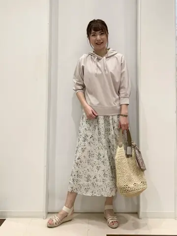 ANY SIS 横田 コーディネート画像