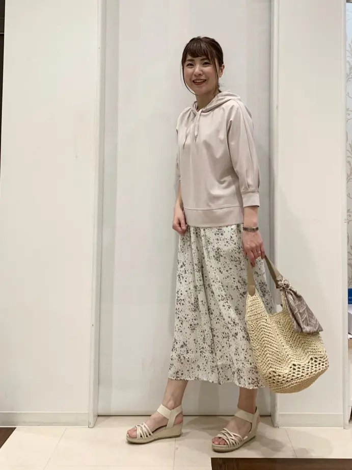 ANY SIS 横田 コーディネート画像