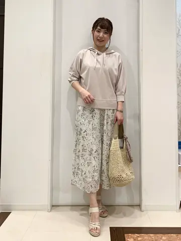 ANY SIS 横田 コーディネート画像