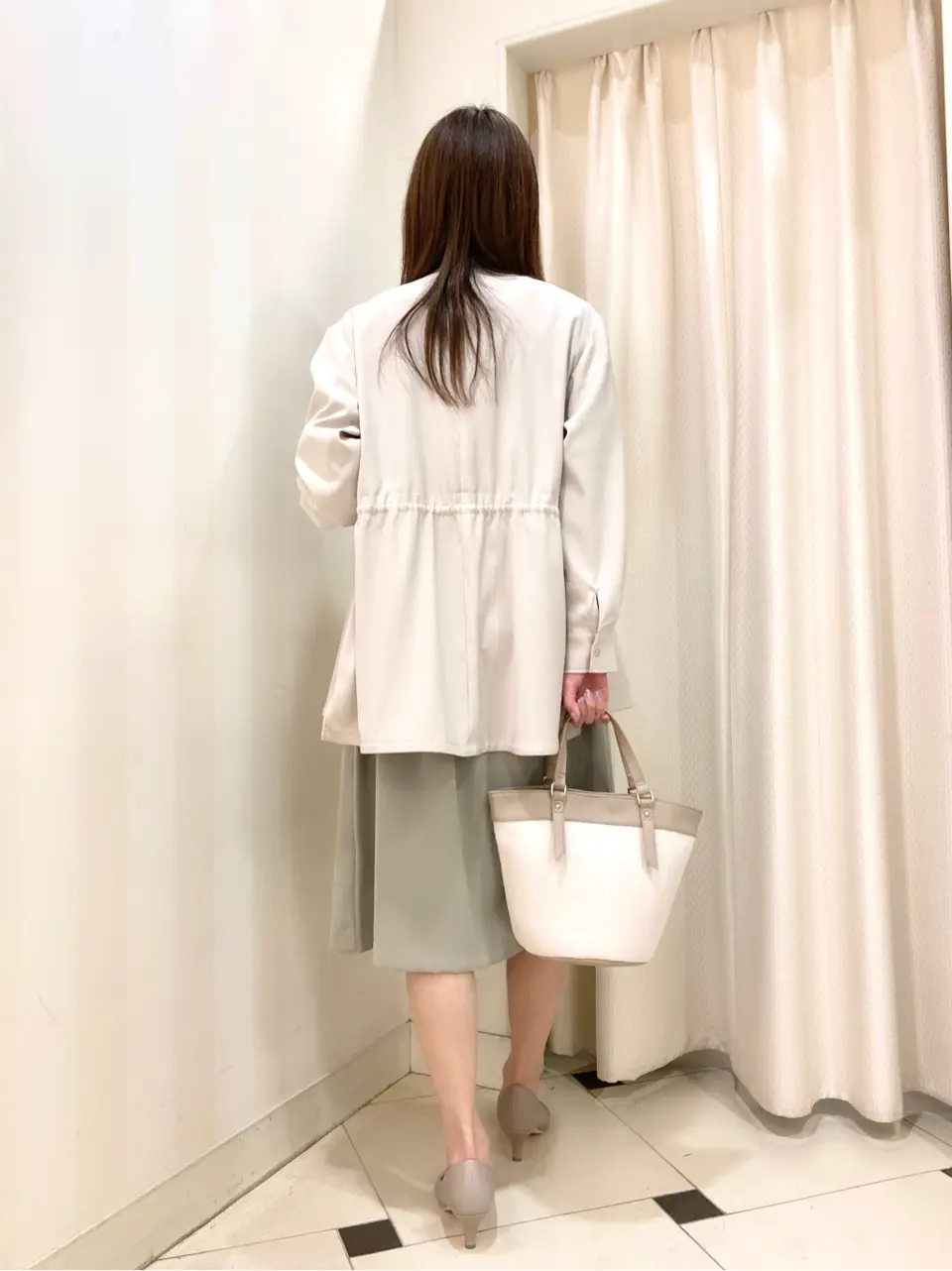 ANY SIS 金井 コーディネート画像