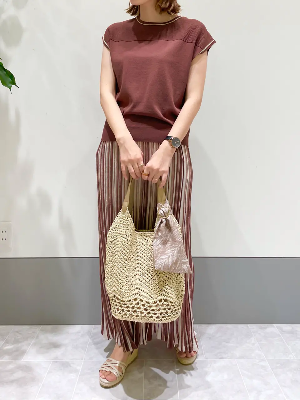 ANY SIS スタッフ コーディネート画像