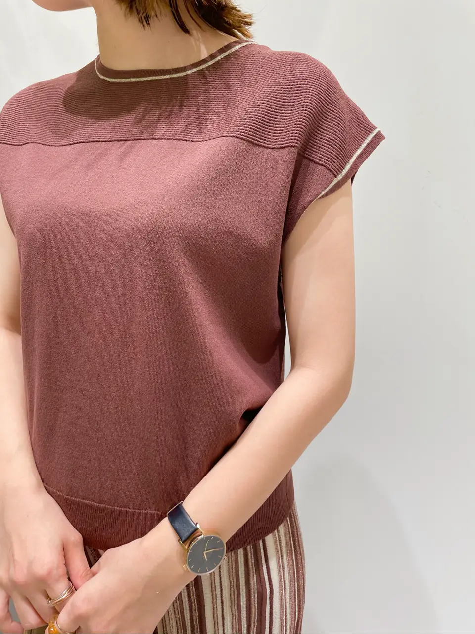 ANY SIS スタッフ コーディネート画像