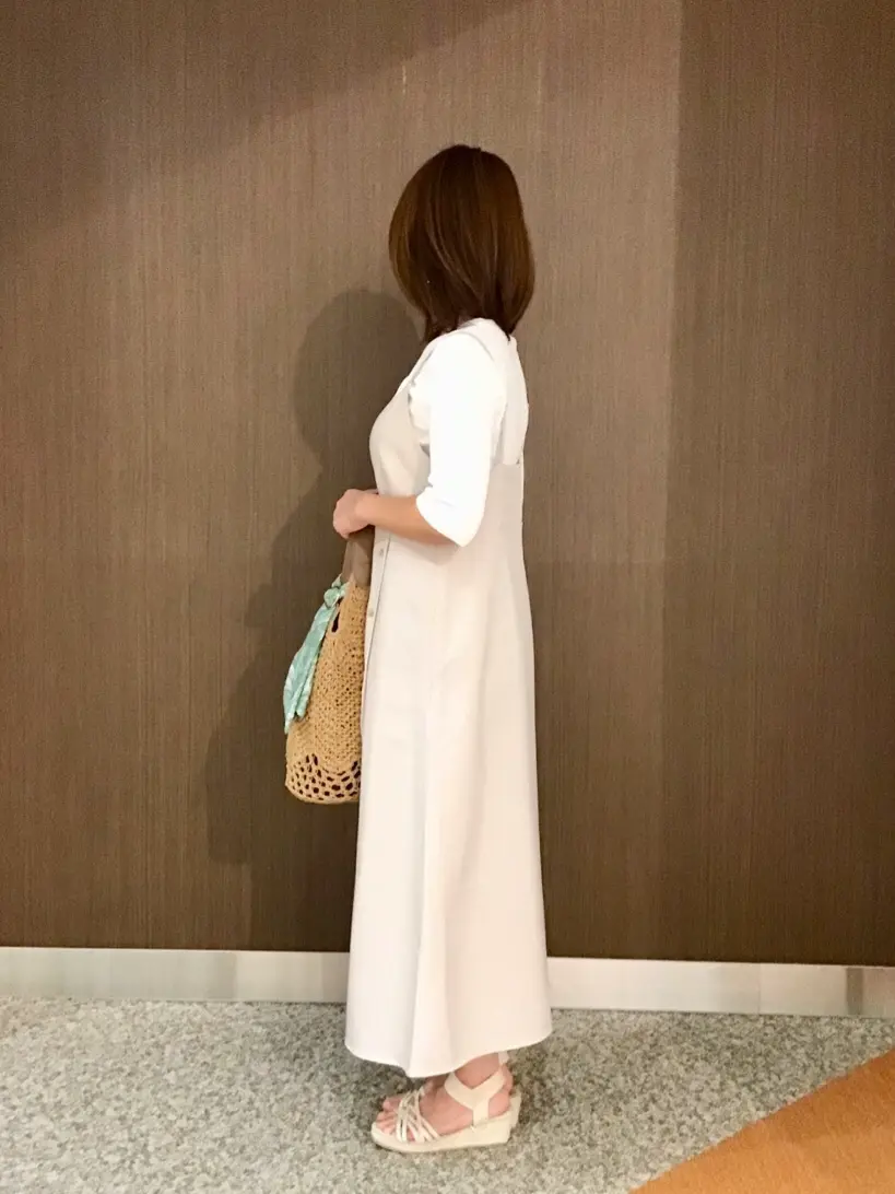 ANY SIS 浅野 コーディネート画像