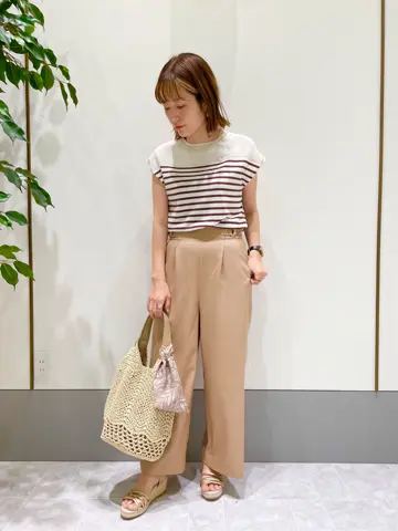 ANY SIS スタッフ コーディネート画像