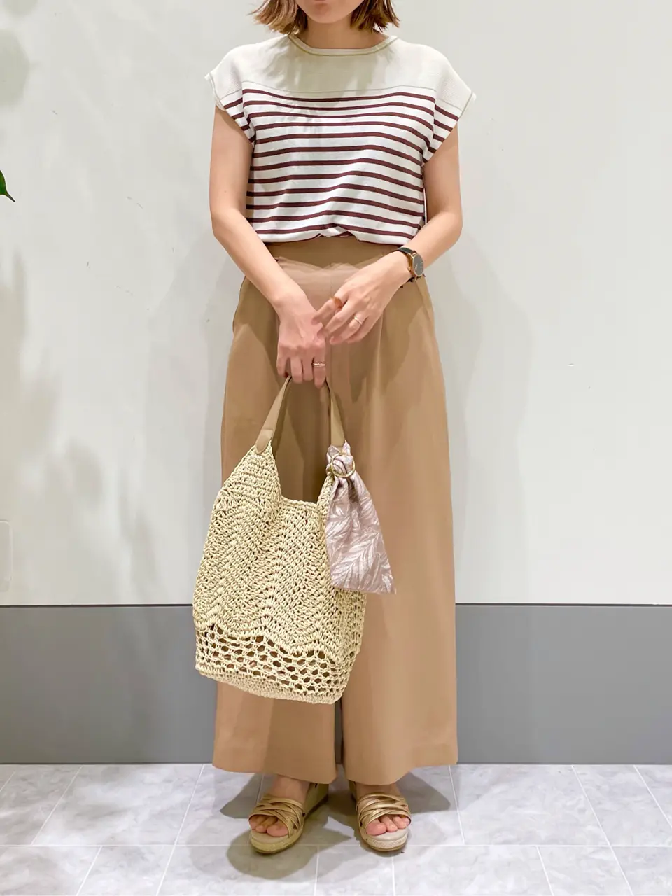 ANY SIS スタッフ コーディネート画像