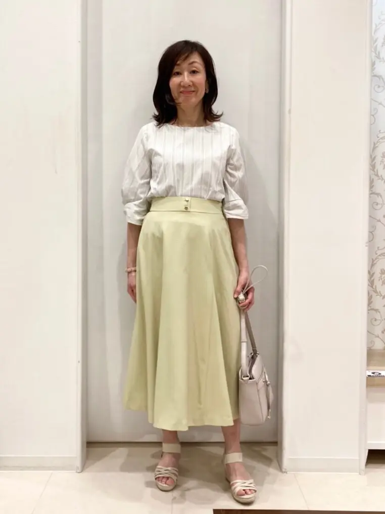 ANY SIS スタッフ コーディネート画像