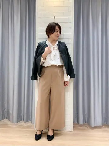 ANY SIS 丸岡 コーディネート画像