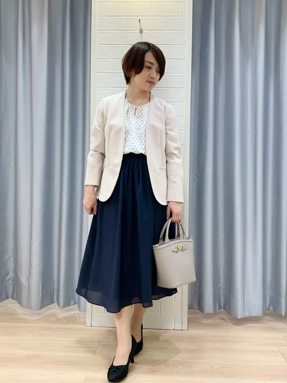 ANY SIS 丸岡 コーディネート画像