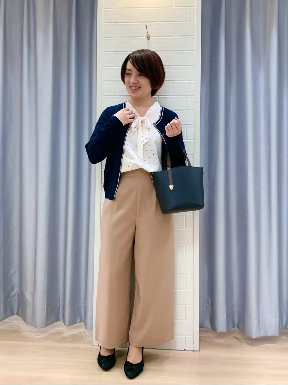 ANY SIS 丸岡 コーディネート画像