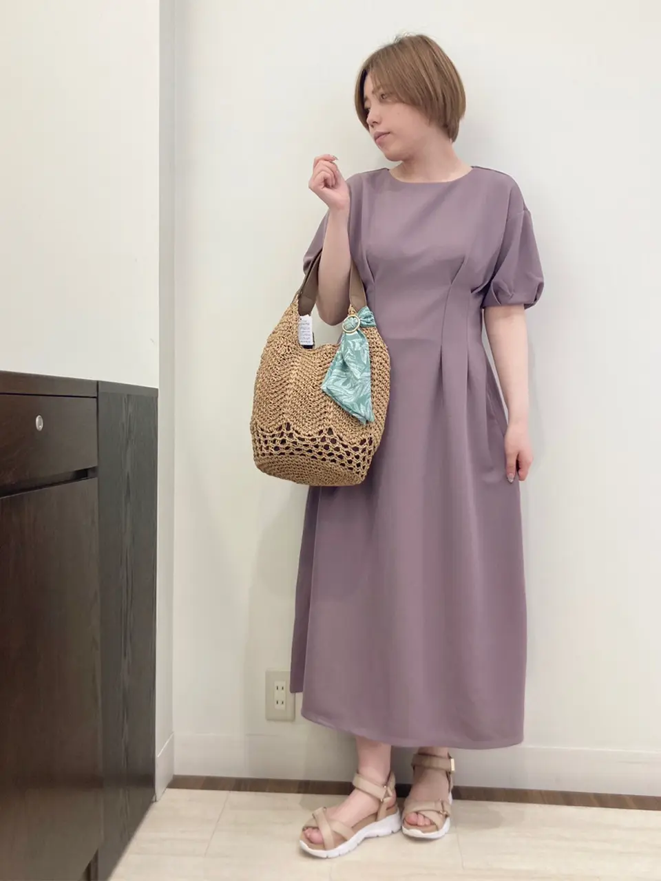 ANY SIS スタッフ コーディネート画像