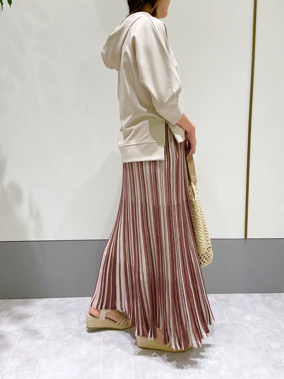 ANY SIS スタッフ コーディネート画像