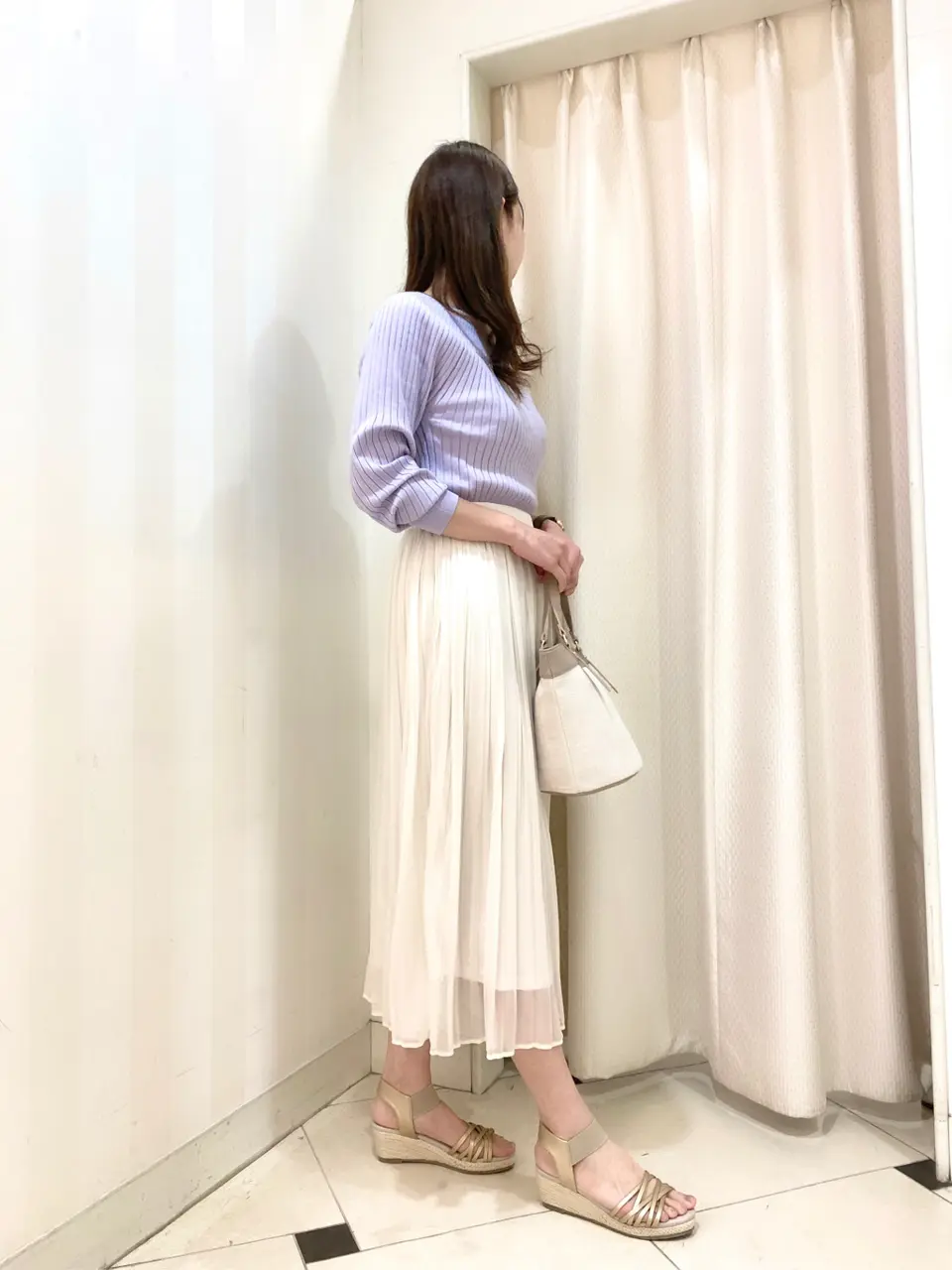 ANY SIS 金井 コーディネート画像