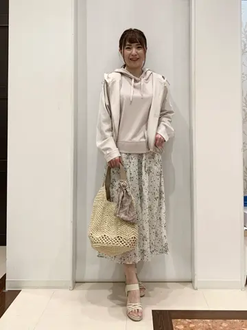 ANY SIS 横田 コーディネート画像