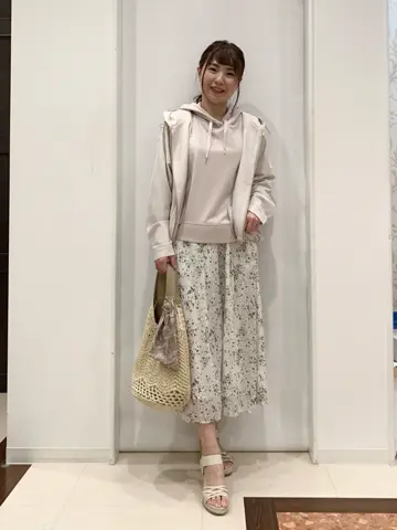 ANY SIS 横田 コーディネート画像