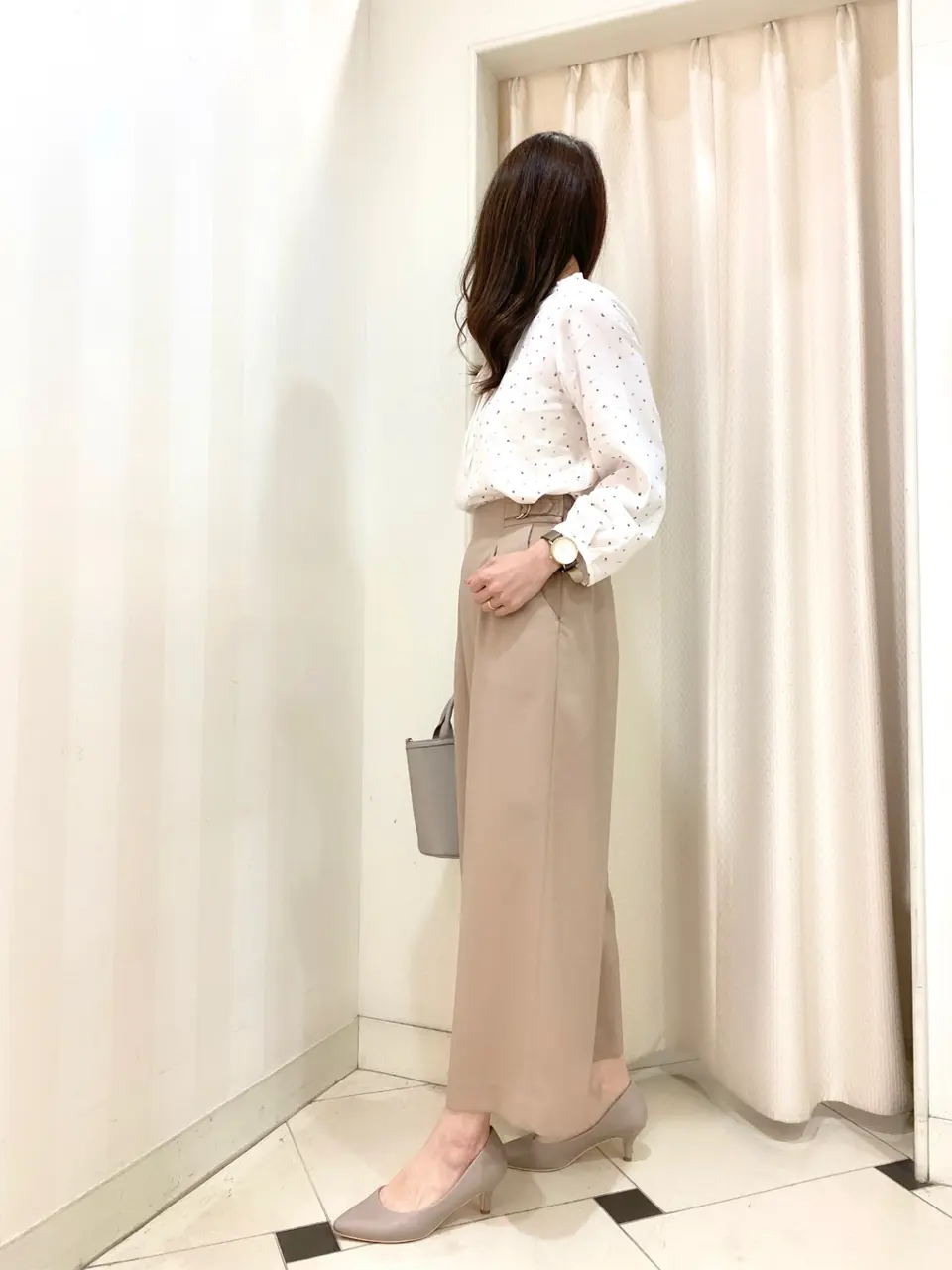 ANY SIS 金井 コーディネート画像