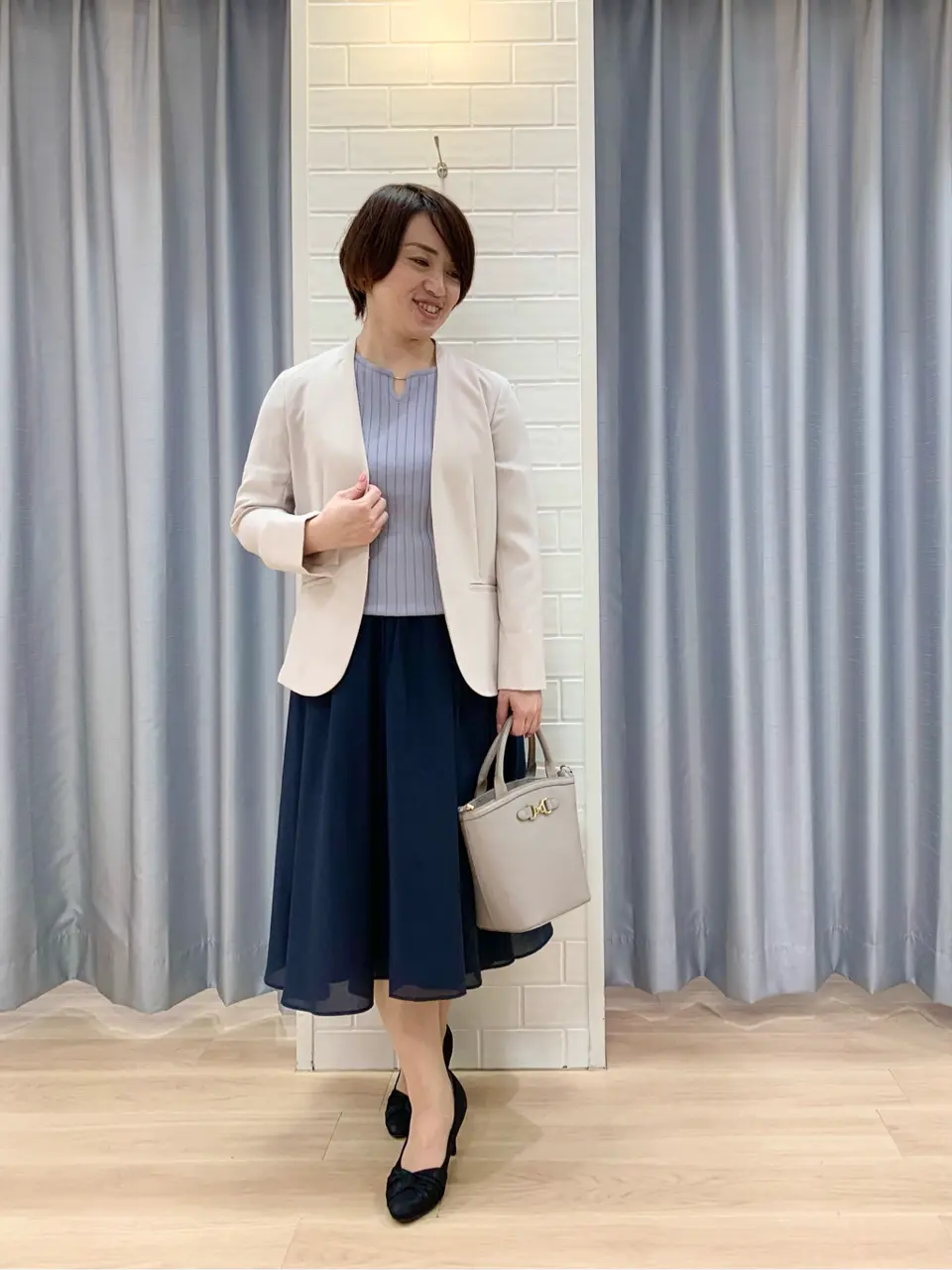 ANY SIS 丸岡 コーディネート画像