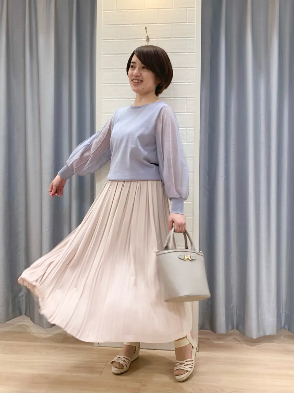 ANY SIS 丸岡 コーディネート画像