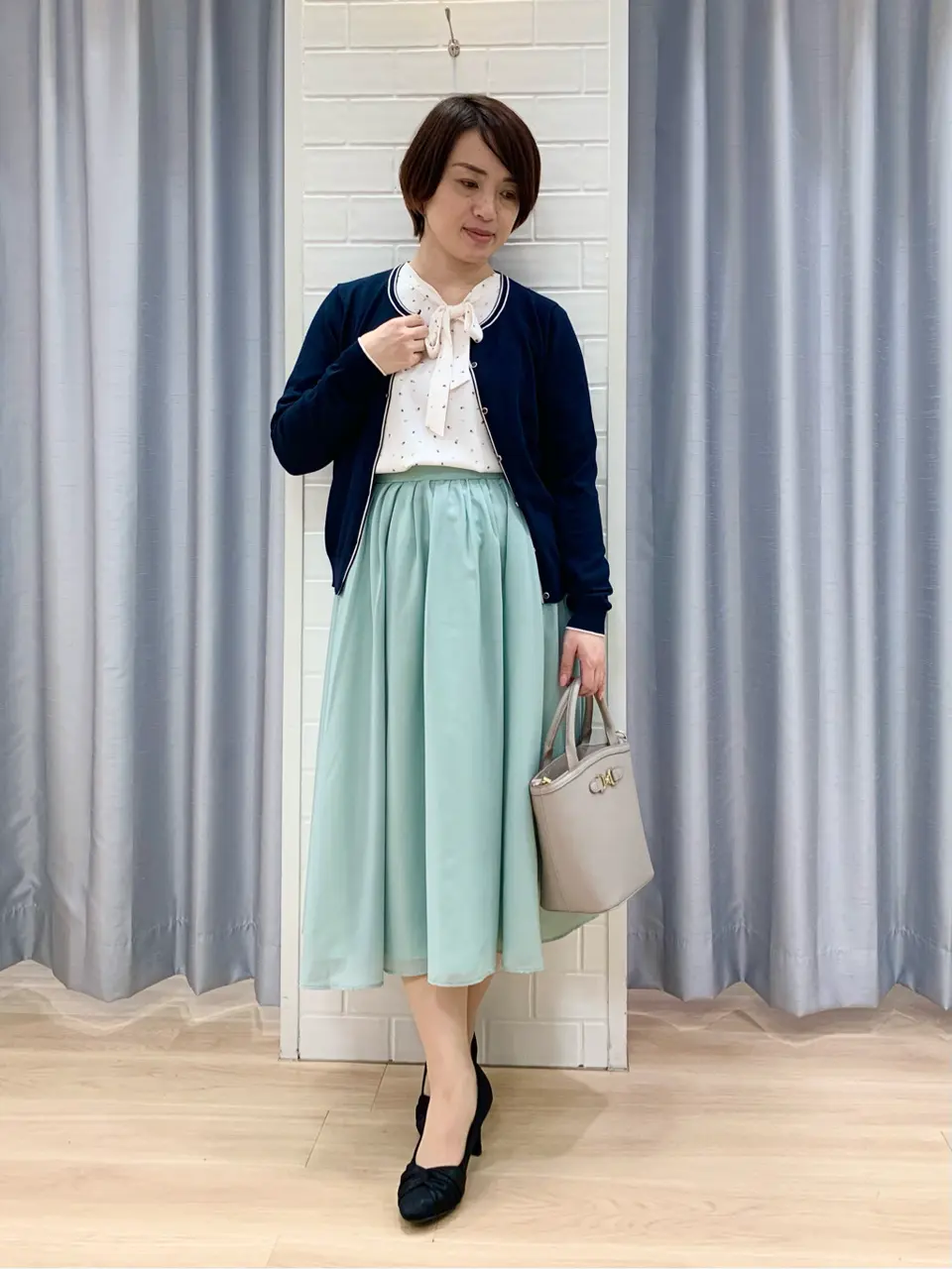 ANY SIS 丸岡 コーディネート画像