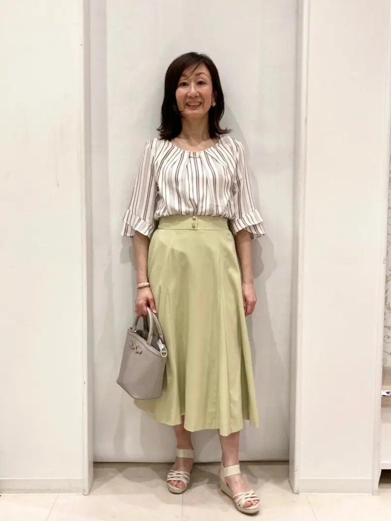 ANY SIS スタッフ コーディネート画像