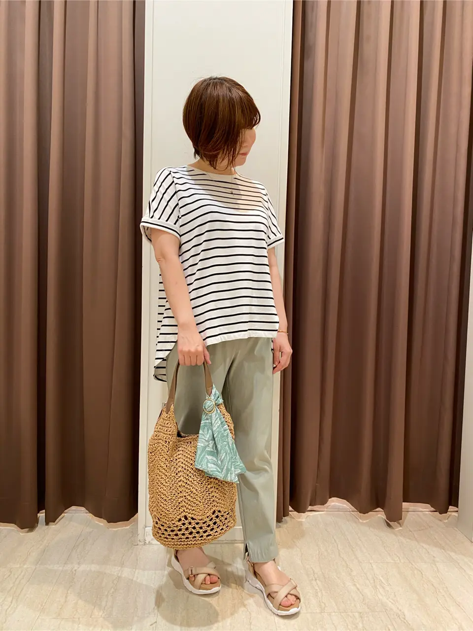 ANY SIS 岩本 コーディネート画像