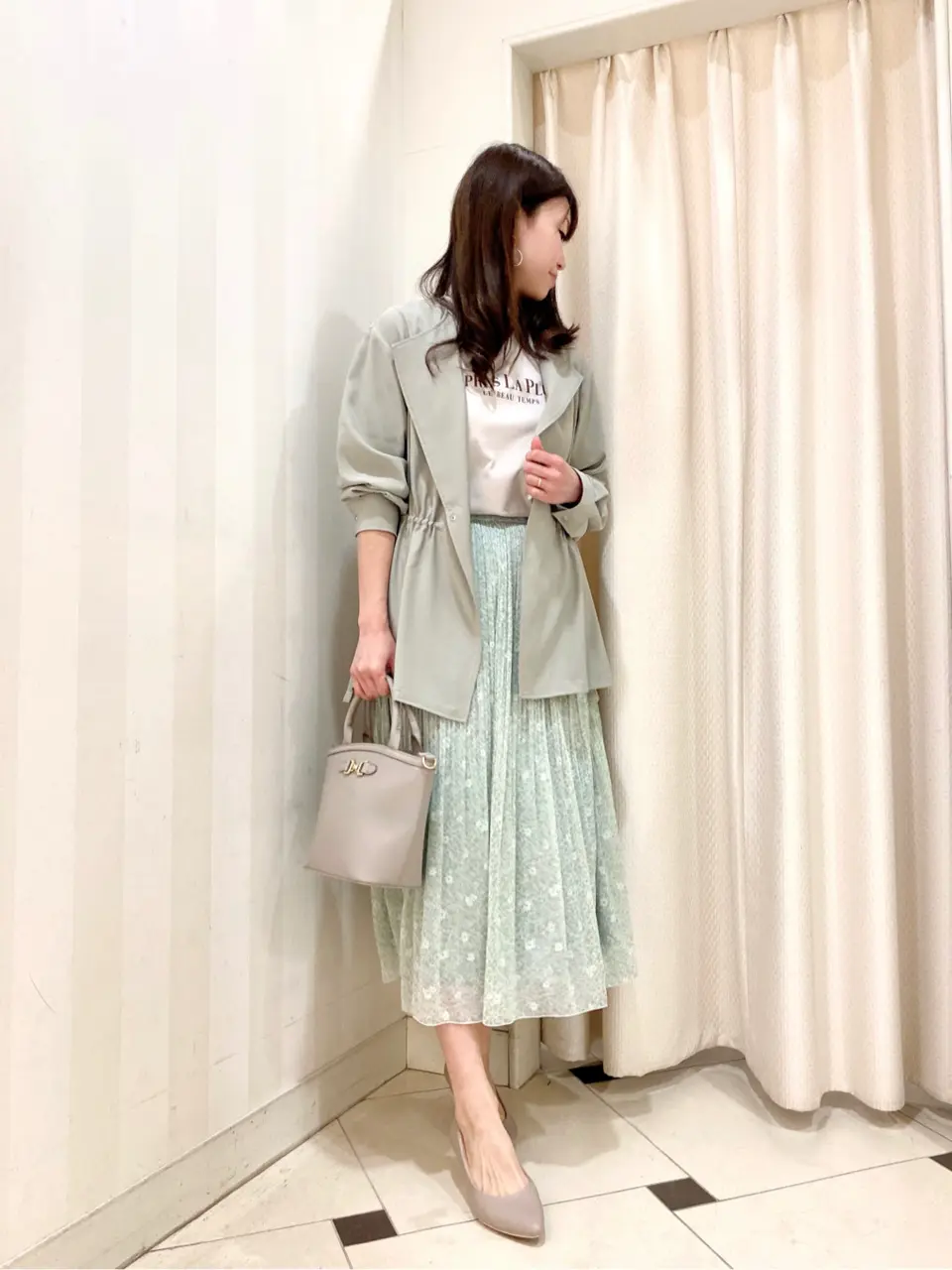 ANY SIS 金井 コーディネート画像