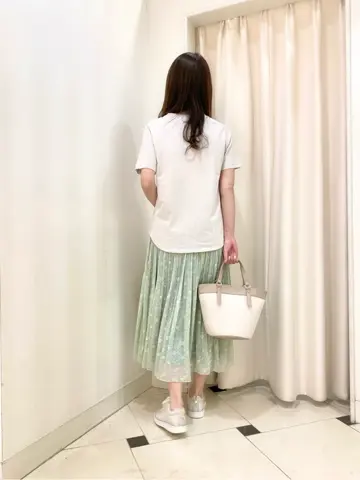 ANY SIS 金井 コーディネート画像