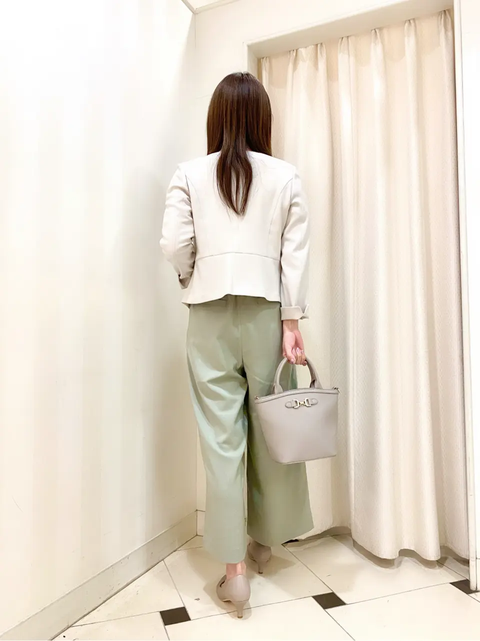 ANY SIS 金井 コーディネート画像