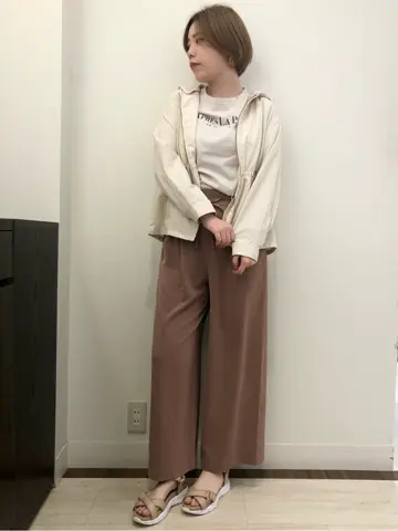 ANY SIS スタッフ コーディネート画像